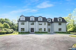 241 E Saddle River Rd, Saddle River, NJ 07458
