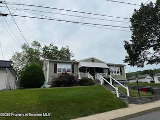 95 Farview St, Carbondale, PA 18407