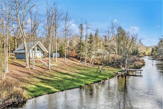 285 E Sauble Dr, Free Soil, MI 49411
