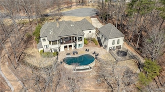 1901 Point Clear Rd, Tuscaloosa, AL 35406