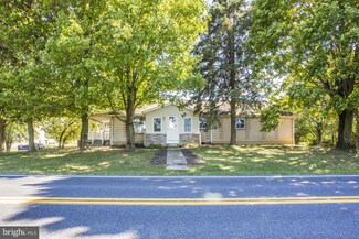 232 E Rosebud Rd, Myerstown, PA 17067
