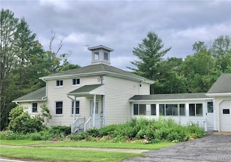 7923 Steuben St, Holland Patent, NY 13354