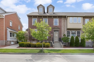 750 2nd St Unit 27, Wyandotte, MI 48192