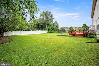 490 Schindler Dr, Yardley, PA 19067