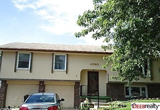 4560 Ruth St, Omaha, NE 68157
