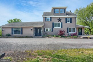 305 Shady Ln, Middletown, PA 17057