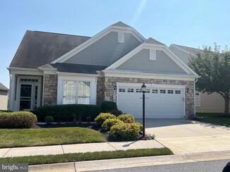 217 Clubside Dr, Taneytown, MD 21787