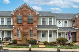 4043 Bradford Cir Unit 4, Mount Joy, PA 17552