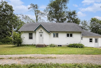 9560 Bailey Dr NE, Ada, MI 49301