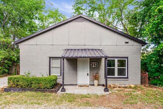 312 W Jones St, Independence, MO 64050