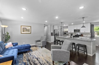 8109 Aster Dr, Brooklyn Park, MN 55428