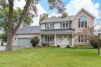 1527 Mohawk Dr, Schaumburg, IL 60193
