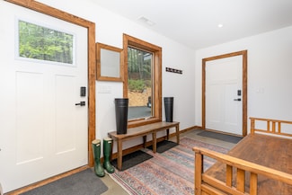 6 Kubish Rd, Litchfield, CT 06759