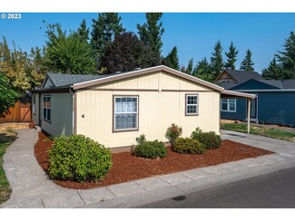10698 Cone St NE Unit 4, Donald, OR 97020