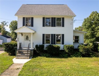 648 Tallmadge Rd, Cuyahoga Falls, OH 44221