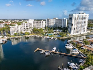 2500 Parkview Dr Unit 1502, Hallandale Beach, FL 33009