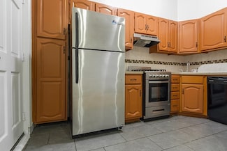136A Clendenny Ave, Jersey City, NJ 07304