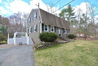 113 Monroe St, Douglas, MA 01516