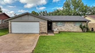 3201 NE 10th St, Mineral Wells, TX 76067