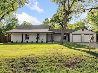 2705 Haley Ave, Haltom City, TX 76117
