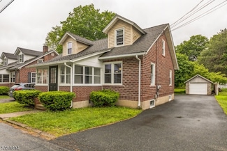 10 N Clark St, Ogdensburg, NJ 07439