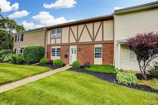 209 Leyland Park Dr Unit 1B, Wilmington, OH 45177