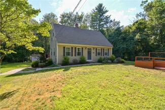 1604 E Wallum Lake Rd, Pascoag, RI 02859