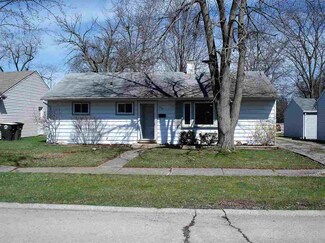 2325 Hazelwood Ave, Fort Wayne, IN 46805
