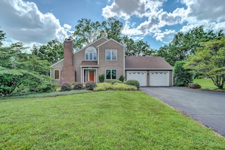 6530 Trevilian Rd, Roanoke, VA 24019