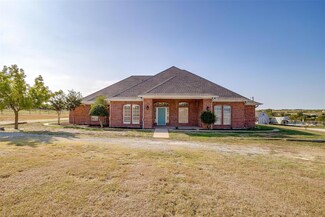 1019 Dominique Dr, Weatherford, TX 76087