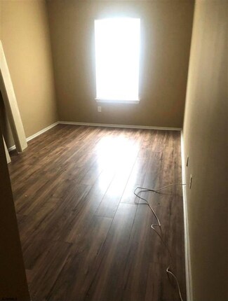 4925 Winterbury Dr, Mays Landing, NJ 08330