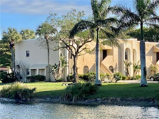 3327 Olympic Dr Unit 521, Naples, FL 34105