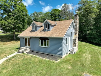 4 Bijou Ln, Otisville, NY 10963