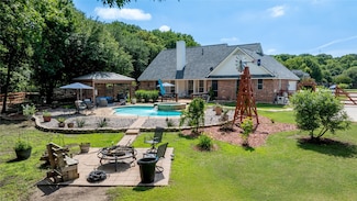 4710 Ashley Cir, Midlothian, TX 76065
