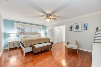 16141 W Troon Cir, Hialeah, FL 33014