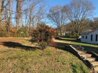 1103 Claiborne St, Johnson City, TN 37601