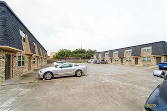 2112 E Airline Rd, Victoria, TX 77901