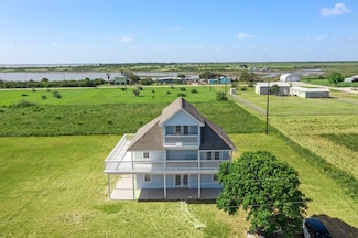 3582 County Road 476, Palacios, TX 77465