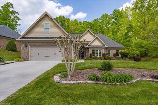 2244 Cambridge Oaks Dr, High Point, NC 27262