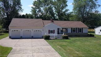 7248 Welland Dr, Mentor, OH 44060