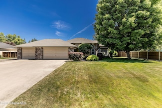 8290 N Summerfield Loop, Hayden, ID 83835