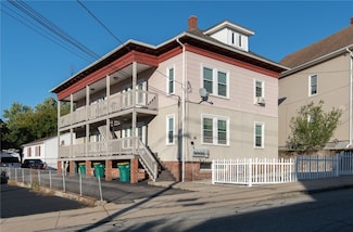 156 Logee St, Woonsocket, RI 02895