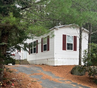11 Colonial Ln, Winchendon, MA 01475