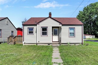 157 S 8th Ave, Beech Grove, IN 46107