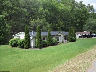1689 Bell Crouch Rd, Huttonsville, WV 26273