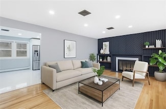 50 Riverview Ave, Westerly, RI 02891