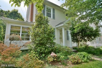 3526 7th St S, Arlington, VA 22204