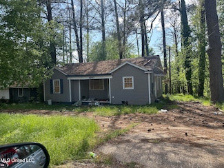 2547 Belvedere Dr, Jackson, MS 39204