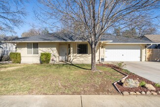 896 Fountain Cir, Redding, CA 96003