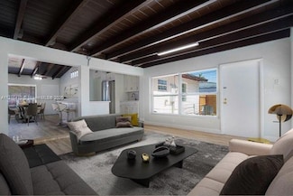 1025 SW 22nd Terrace, Fort Lauderdale, FL 33312